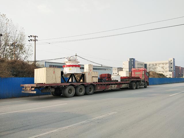 時產(chǎn)200噸大型花崗巖制砂生產(chǎn)線走進(jìn)非洲索萊托